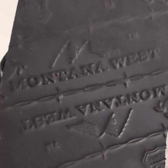 - Montana West Embellished Flip Flops - Picture 9 of 10